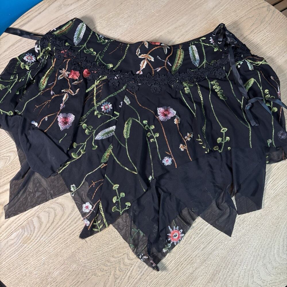 NWT IHeartRAVES LACE FLOWERFIELDS STRETCH RUFFLE SKIRT New Festival Floral 1X - Picture 7 of 8